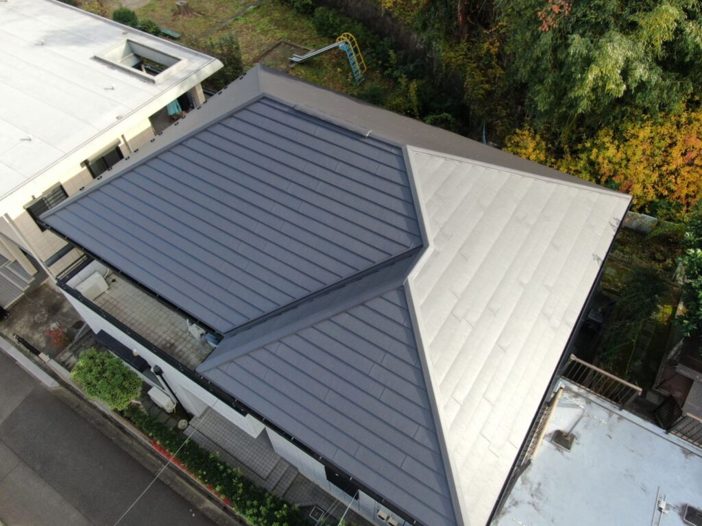 秦野市W様邸 屋根カバー工事事例